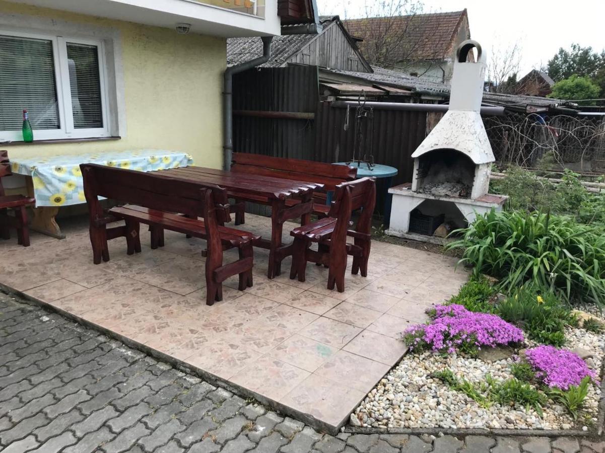 Apartmány Ingrid Bešeňová Exterior foto